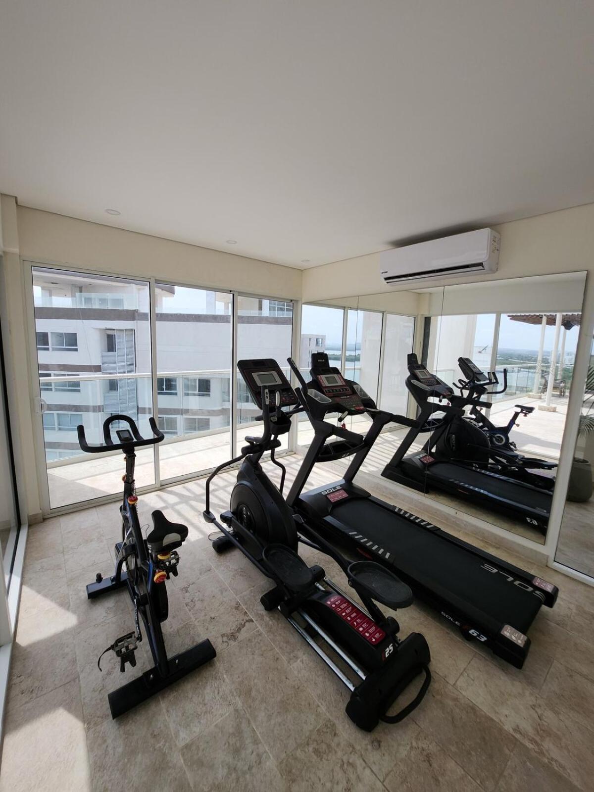 Dominique 609 With Private Jacuzzi Apartamento *